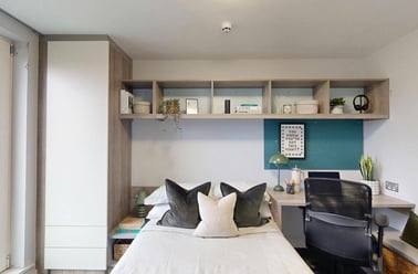 Canal View Room, Graystacks, 171 Castle Blvd, Dunkirk, Nottingham - Image 3