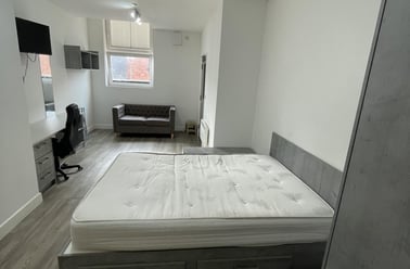 Stamford Street, Highfields, Leicester - Image 2