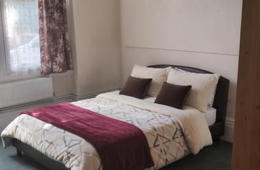 West Parade, West End, Lincoln - Image 3