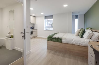 Premium Plus Studio (Accessible), Waterloo House, Fawcett Street, City Centre, York - Image 2