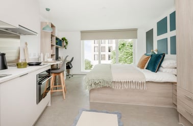 Platinum Plus Studio, Timber Yard, Silverthorne Lane, Near University, Bristol - Image 2