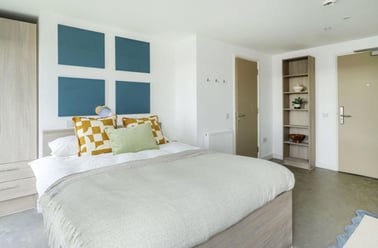 Gold Plus Studio, Timber Yard, Silverthorne Lane, Near University, Bristol - Image 2