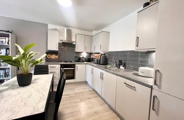 Norfolk Park Road, Heeley, Sheffield - Image 2