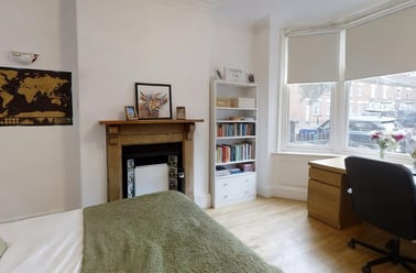 Howard Road, Clarendon Park, Leicester - Image 2