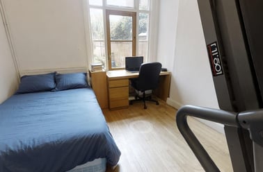 Howard Road, Clarendon Park, Leicester - Image 3