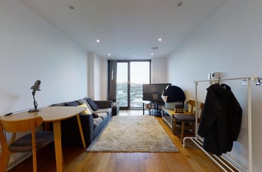 City Lofts, Devonshire Green, Sheffield - Image 2