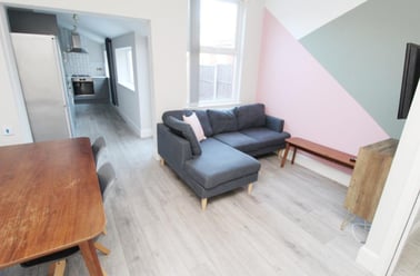 City Road, Dunkirk, Nottingham - Image 2