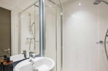 Silver Plus Ensuite, Foundry Courtyard, 214 Kennedy Street, Glasgow Caledonian University, Glasgow - Image 3