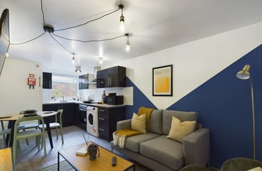 Eileen Grove, Rusholme, Manchester - Image 3