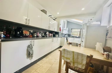 Sherwin Grove, Lenton, Nottingham - Image 2