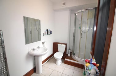 Midland Avenue, Lenton, Nottingham - Image 3