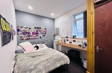 Cycle Road, Lenton, Nottingham - Image 2