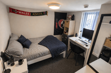 Rhymney Street, Plasnewydd, Cardiff - Image 3