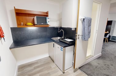 Deluxe Double Studio, Market Way, 10-12 Market Way, City Centre, Coventry - Image 2
