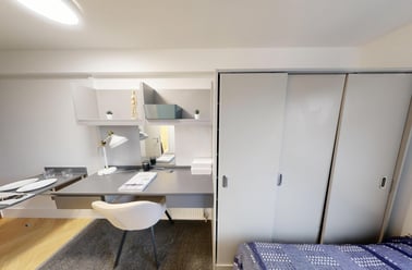 Deluxe Double Studio, Burges House, 1 Trinity Street, City Centre, Coventry - Image 2