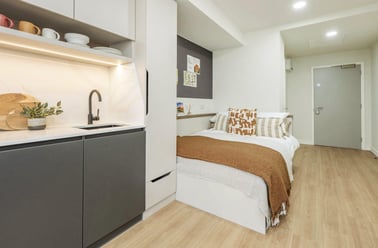 Standard Studio, Broadway Studios, Renfield Street, City Centre, Glasgow - Image 2