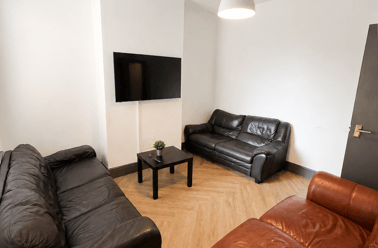 Storer Road, City Centre, Loughborough - Image 2