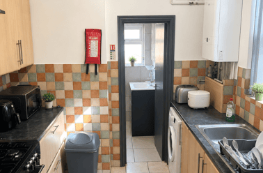 Derby Road, City Centre, Loughborough - Image 3