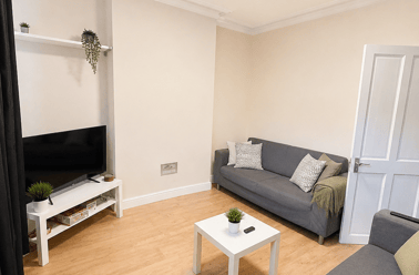 Paget Street, City Centre, Loughborough - Image 2