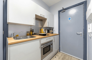 Bronze Studio, Archer House, Castle Gate, Lace Market, Nottingham - Image 2