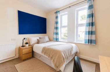 West Parade, West End, Lincoln - Image 2
