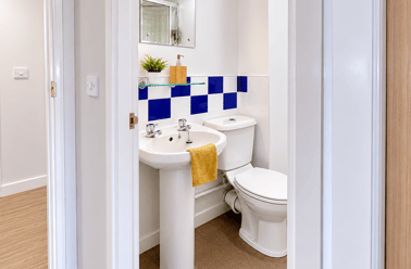 Gold Room Ensuite, Arkwright House, Tumbling Hill Street, City Centre, Bradford - Image 3