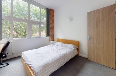 Lower Brown Street, Highfields, Leicester - Image 3