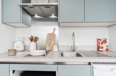 Accessible Studio, The Paragon, Boston Manor Road, Brentford, London - Image 3