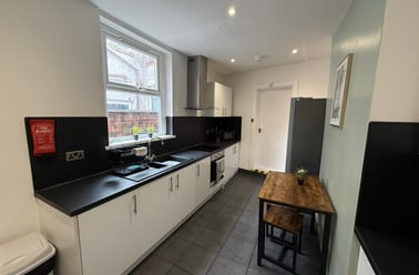 Clough Road, Newland, Hull - Image 2