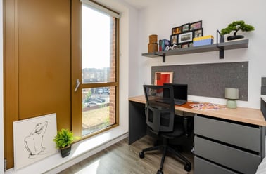 Luxury Studio, The Valentine, 27-37 Perth Road, Gants Hill, London - Image 3