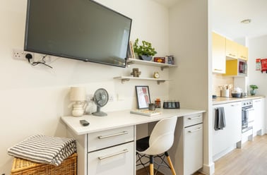 Deluxe Studio, Orbital, Ilkeston Road, Canning Circus, Nottingham - Image 2