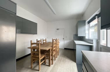 Ashby Road, City Centre, Loughborough - Image 2