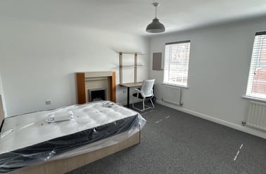 Kingfisher Way, City Centre, Loughborough - Image 3
