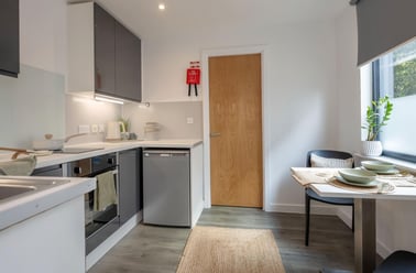 Two Bed Club Apartment, Palamon Court, Rhodaus Town, City Centre, Canterbury - Image 3