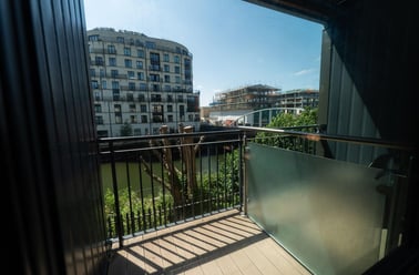 Silver Balcony Studio Riverside (Top Floor), Avon Studios, Midland Rd, City Centre, Bath - Image 3