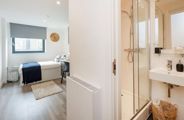 Club Ensuite, Currus Court, Rhodaus Town, City Centre, Canterbury - Image 2