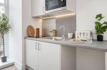 Premium Plus Studio, Glasgow Citi View, 250 St. Vincent Street, City Centre, Glasgow - Image 3