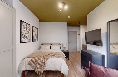 Moorland Road, Hyde Park, Leeds - Image 2