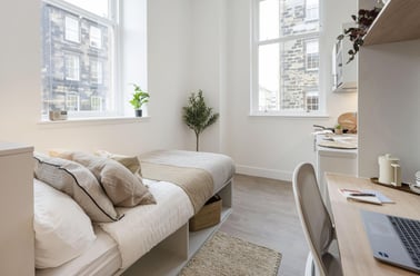 Deluxe Studio, Glasgow Citi View, 250 St. Vincent Street, City Centre, Glasgow - Image 2