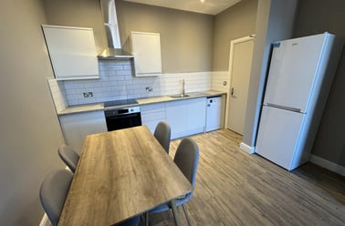 Hyde Park Villas, Hyde Park, Leeds - Image 2