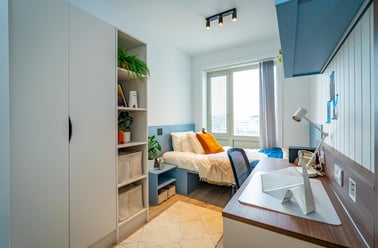 Classic 4 Bed Ensuite, The Propeller Quarter, Fairlawn Avenue, Near University, Bristol - Image 2