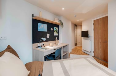 Premium Ensuite, Upper Tower, Fusion Manchester, Deansgate, City Centre, Manchester - Image 2