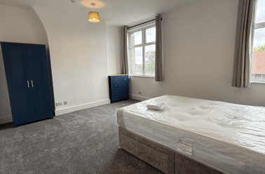 Beverley Road, Newland, Hull - Image 2