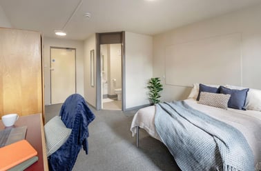 Deluxe Ensuite, Hardwick Campus, St Paul's Road, St Pauls, Cheltenham - Image 2