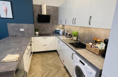 Moorland Avenue, Hyde Park, Leeds - Image 3