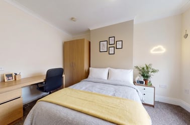 St Leonards Road, Clarendon Park, Leicester - Image 2