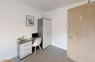 Townhouse, Park Village, 200 Norfolk Park Road, City Centre, Sheffield - Image 2