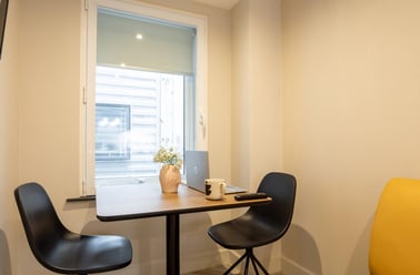 Gold One Bed Apartment, 121 Princess Street, City Centre, Manchester - Image 3