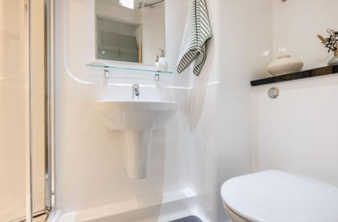 4 Bed Superior Ensuite Accessible, Haddington Place, 34B, 35 and 37-40 Haddington Place, Marchmont, Edinburgh - Image 2