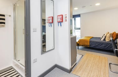 Bronze Plus Studio, Compass, 1 Vauxhall Road, Selly Oak, Birmingham - Image 3